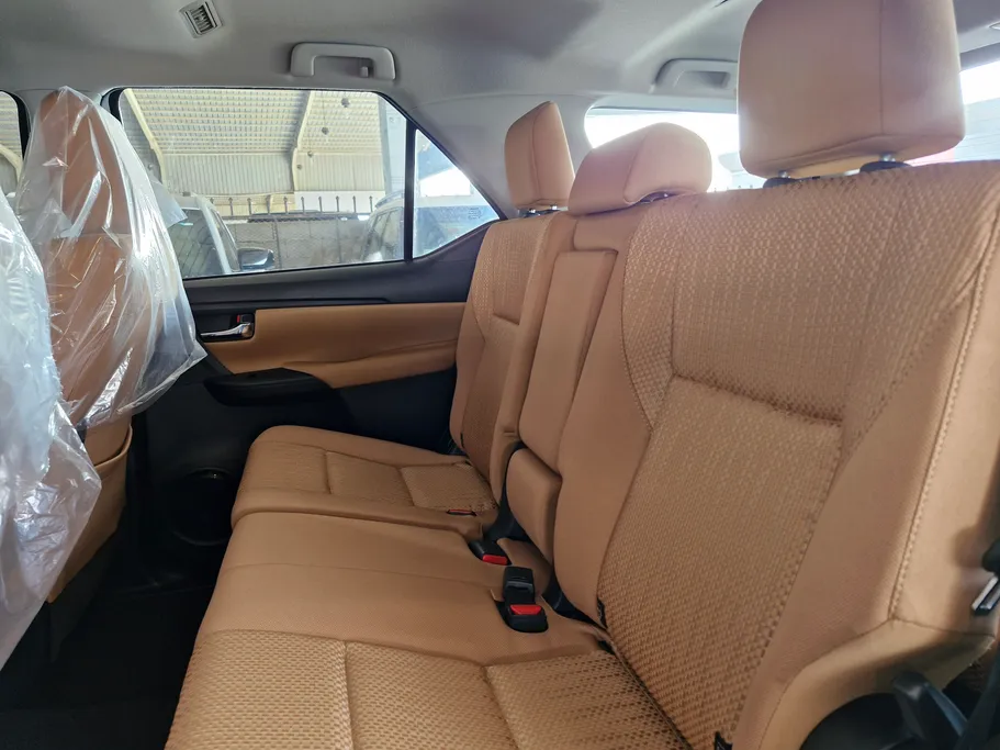 تويوتا فورتشنر GX2 4x4 2025 