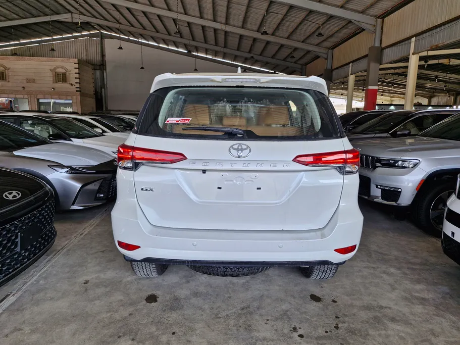 تويوتا فورتشنر GX2 4x4 2025 