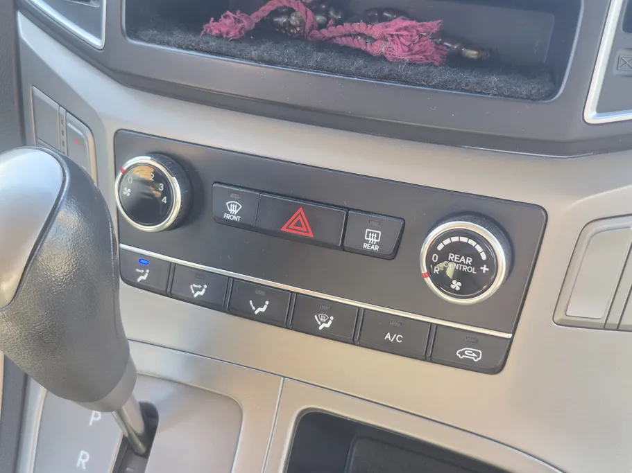 2021 Hyundai H1 passenger 