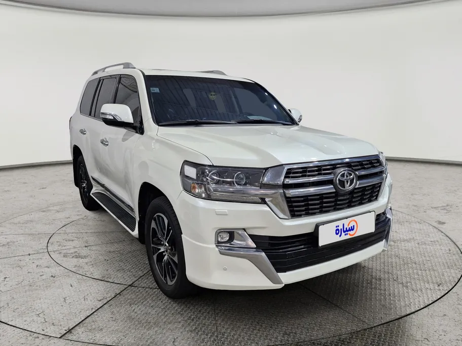 2021 Toyota Land Cruiser Grand Touring 