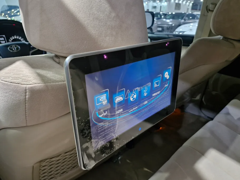 تويوتا لاندكروزر Grand Touring 2021 