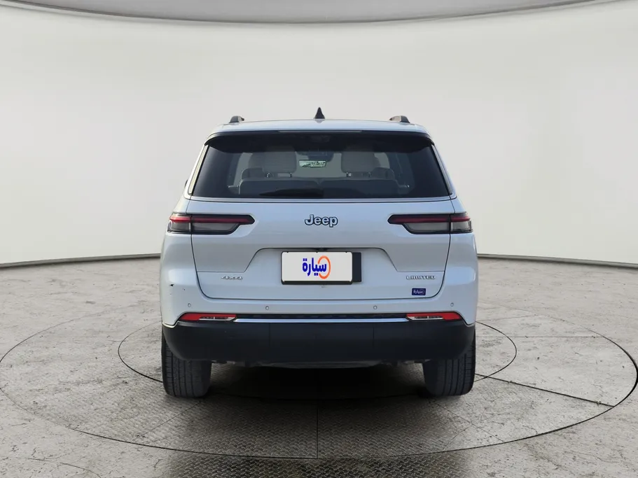 جيب جراند شيروكي ليمتد 2023 