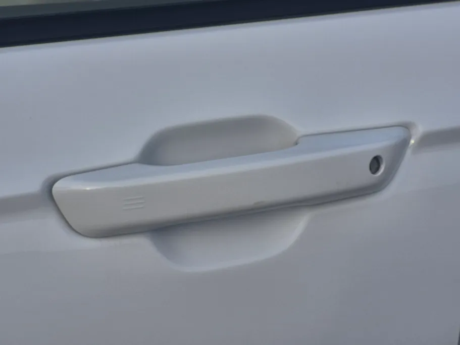 جيب جراند شيروكي ليمتد 2023 