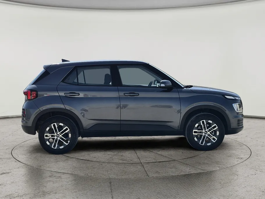 2024 Hyundai Venue Smart 