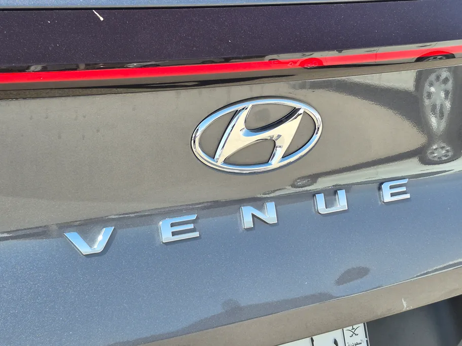 2024 Hyundai Venue Smart 