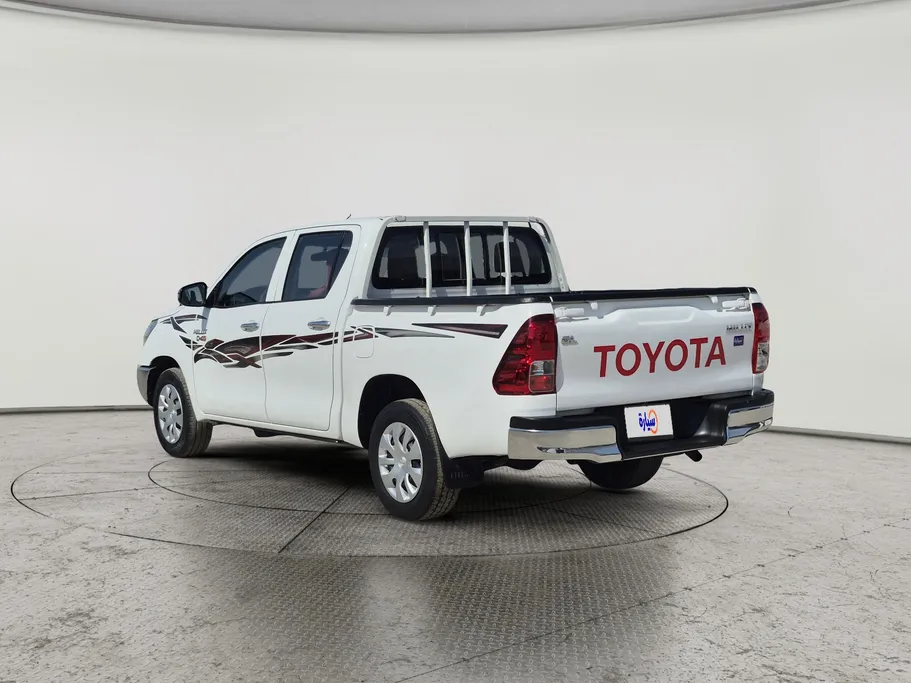 تويوتا هايلكس DC 4x2 Diesel 2022 