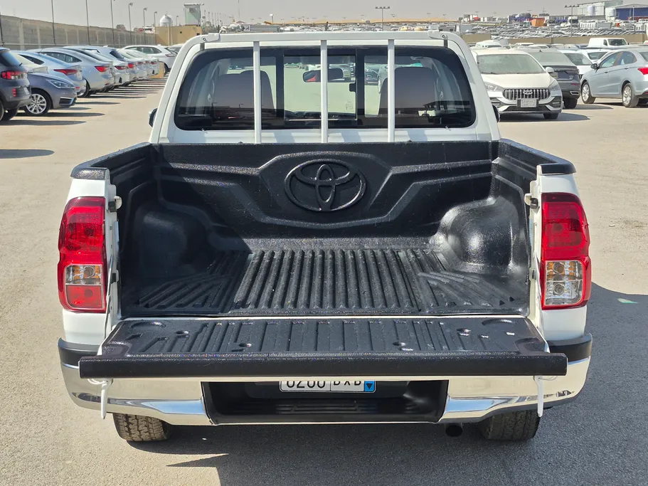 تويوتا هايلكس DC 4x2 Diesel 2022 