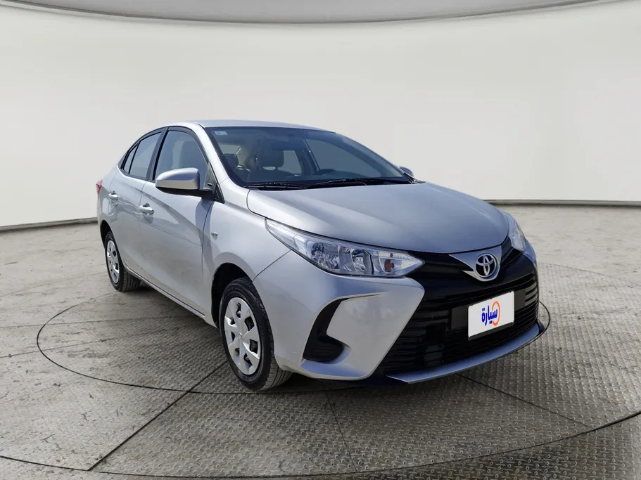 2022 Toyota Yaris  Y 