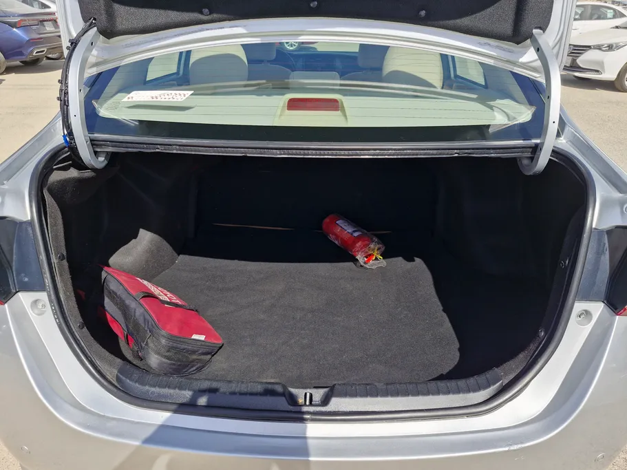 2022 Toyota Yaris  Y 