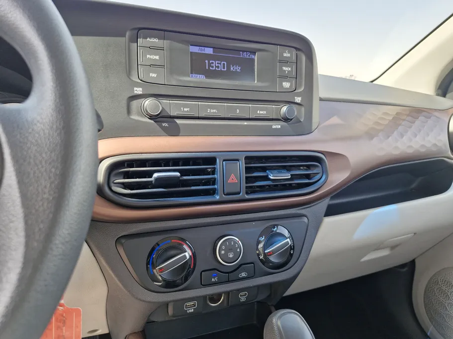 هيونداي Grand i10 فلييت 2024 