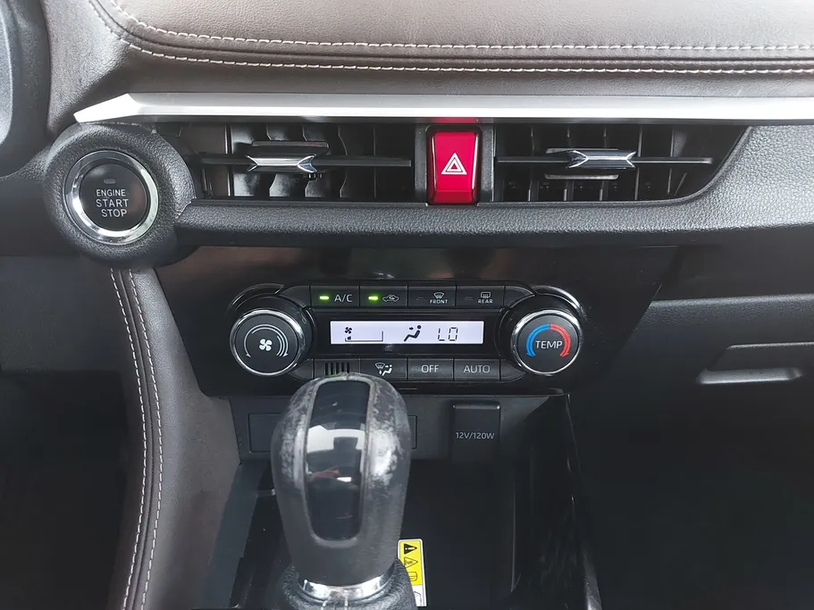 2024 Toyota Yaris  YX 