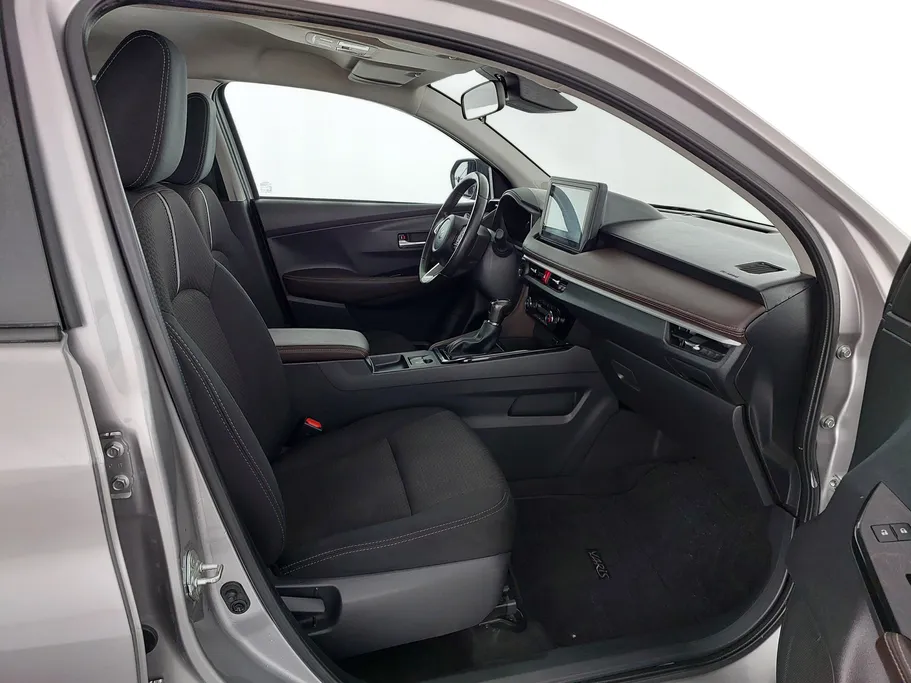 2024 Toyota Yaris  YX 