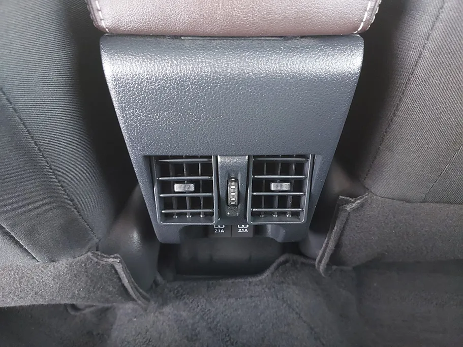 2024 Toyota Yaris  YX 