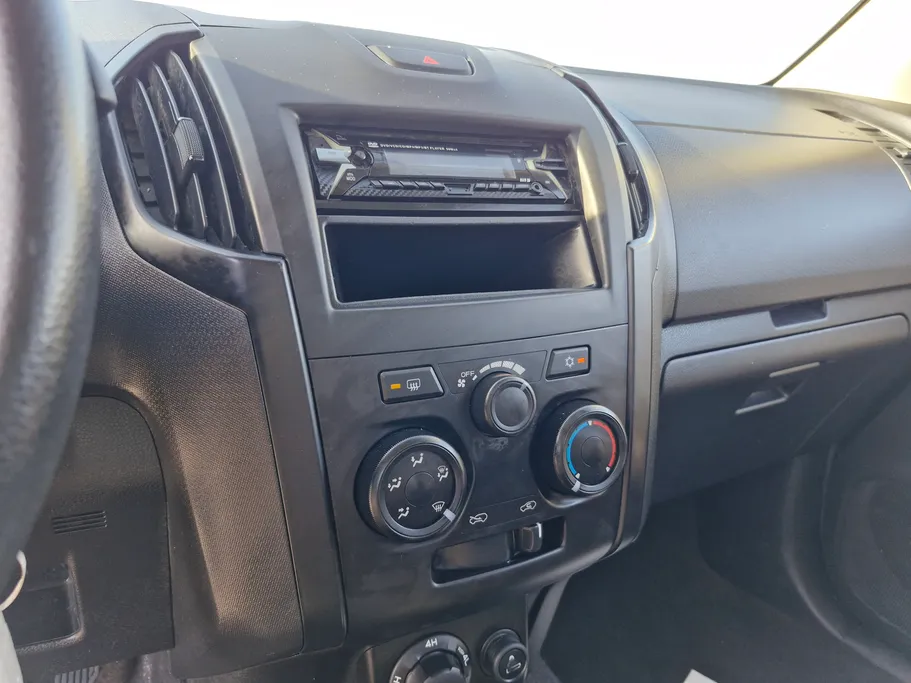 ايسوزو دي ماكس DC 4x4 2023 