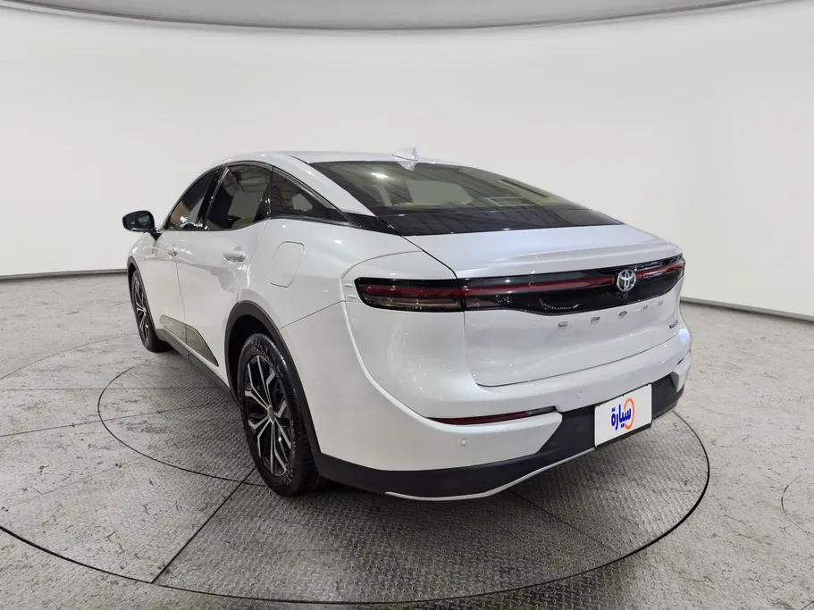 2023 Toyota Crown Premium 