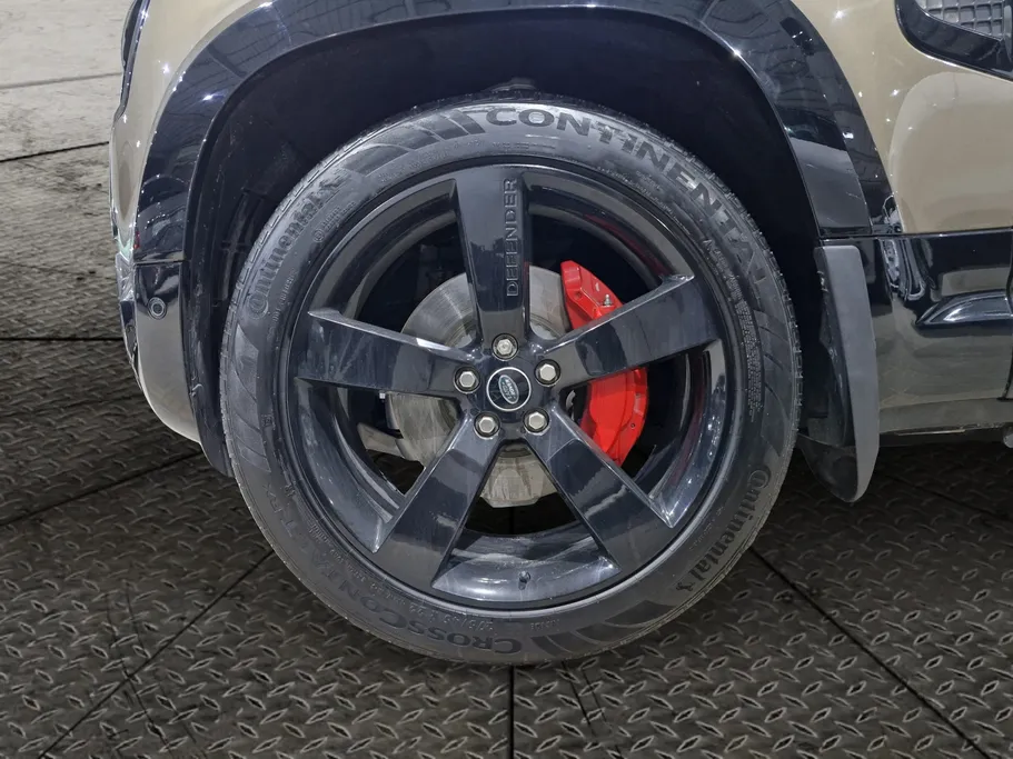 2021 Land Rover Defender P400 