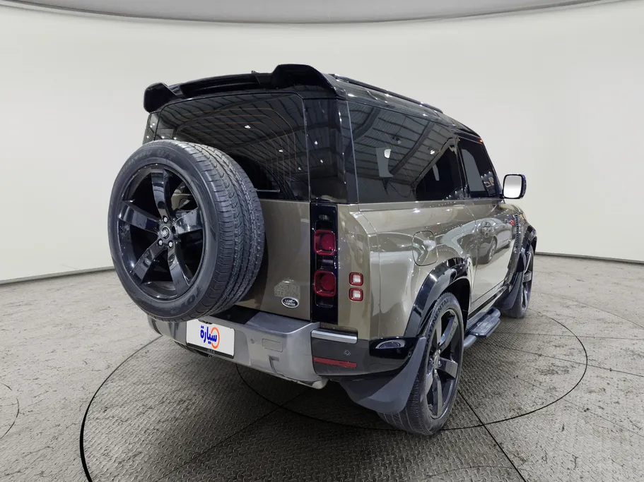 2021 Land Rover Defender P400 