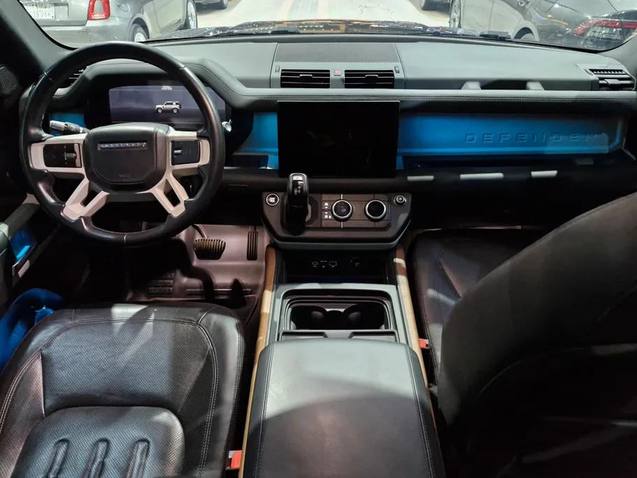 2021 Land Rover Defender P400 