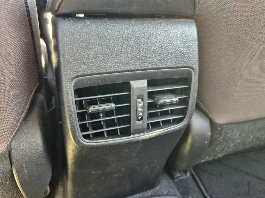 تويوتا كورولا XLI 2024 