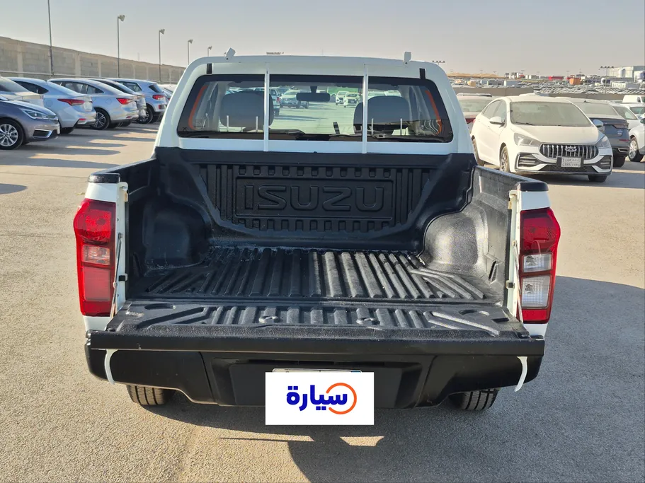 ايسوزو دي ماكس DC 4x2 2023 