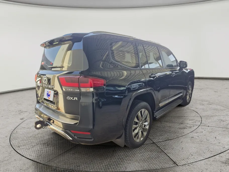 2024 Toyota Land Cruiser GXR3 