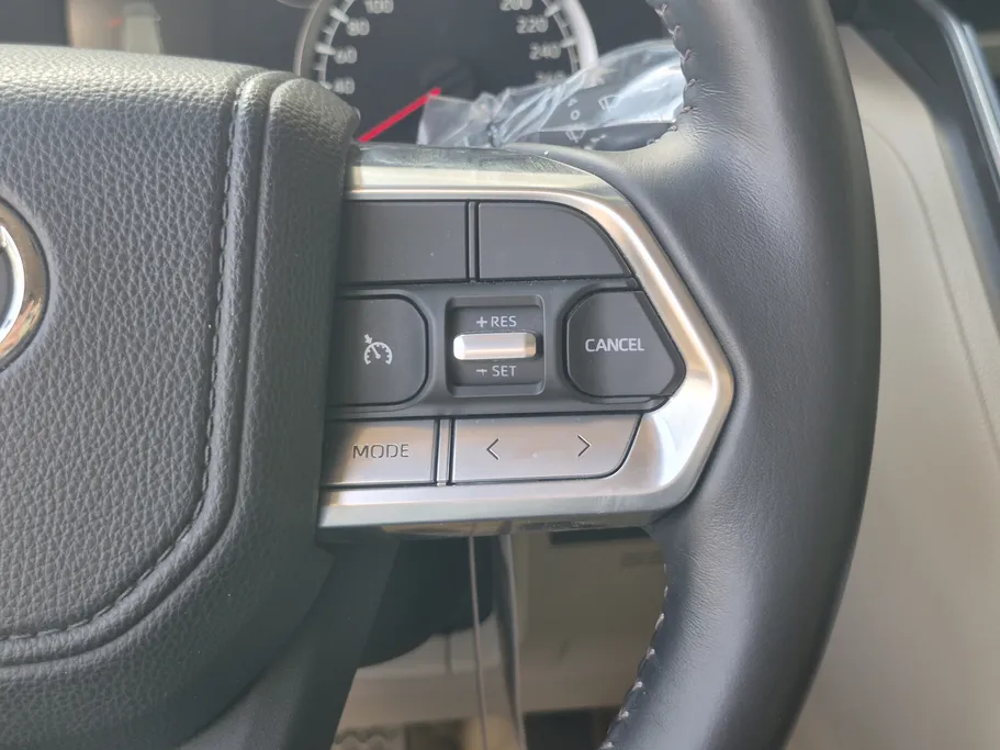 2024 Toyota Land Cruiser GXR3 