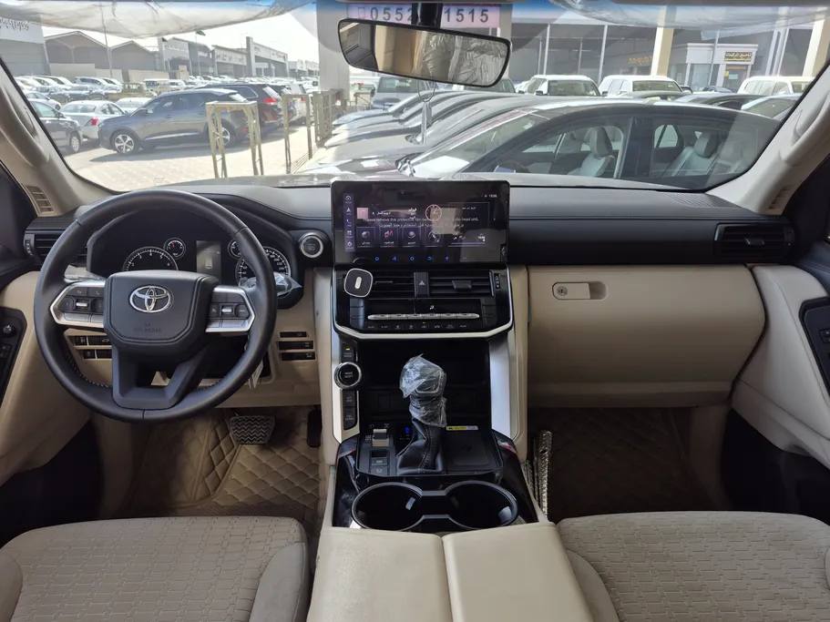 2024 Toyota Land Cruiser GXR3 