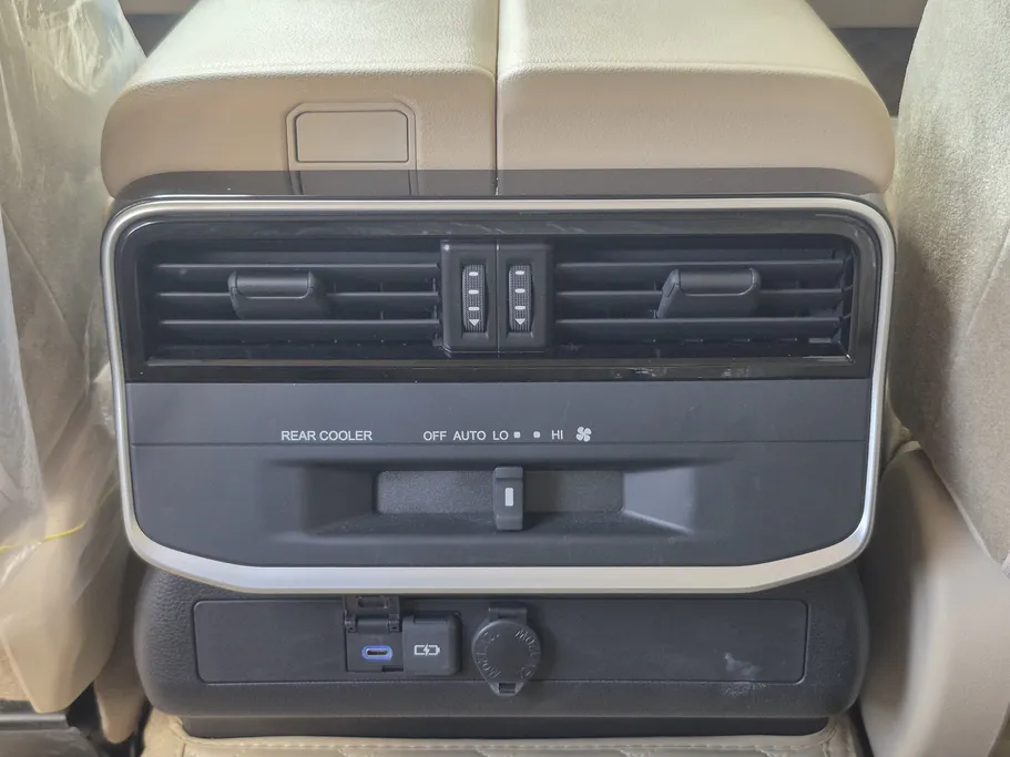 2024 Toyota Land Cruiser GXR3 