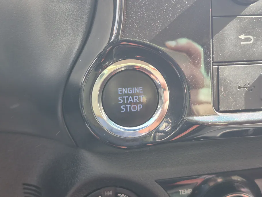 2022 Toyota Hilux SGLX 4X4 2.7L AT 