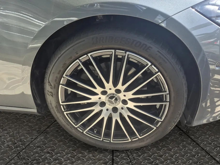 مرسيدس C 300 2024 