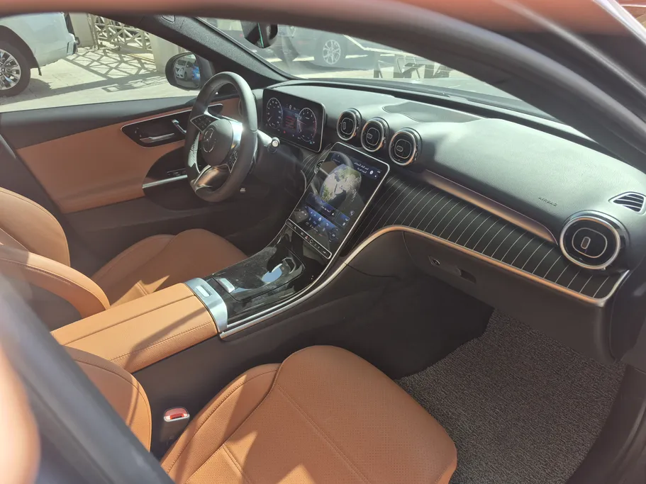 مرسيدس C 300 2024 