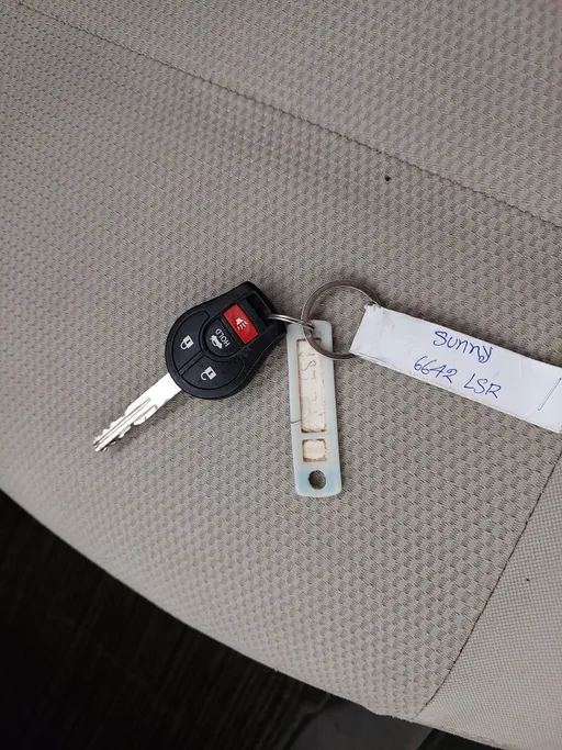 2023 Nissan Sunny SV Comfort 