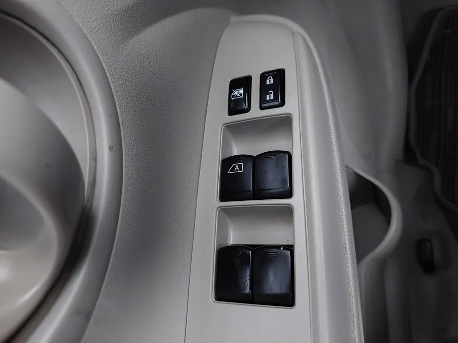 2023 Nissan Sunny SV Comfort 