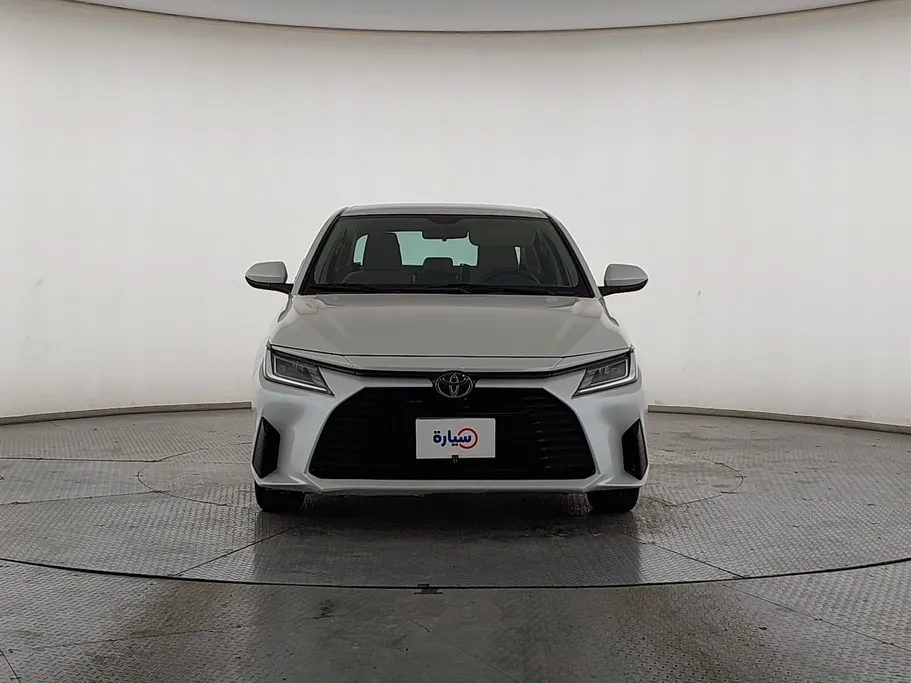 2023 Toyota Yaris  Y 