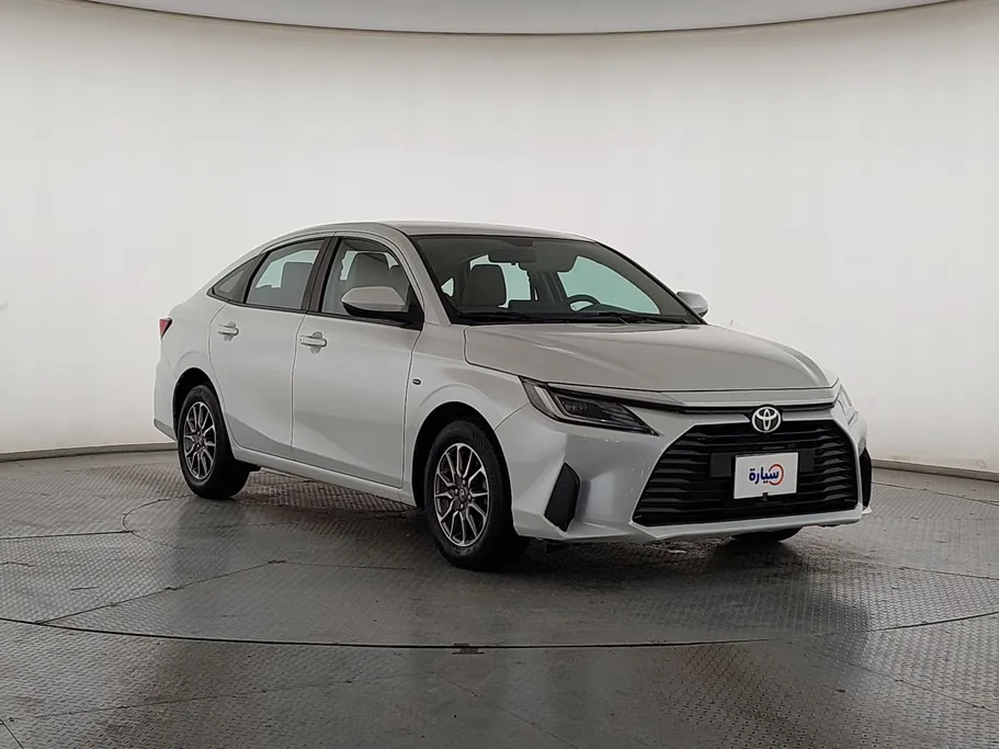 2023 Toyota Yaris  Y 