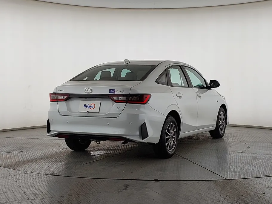 2023 Toyota Yaris  Y 