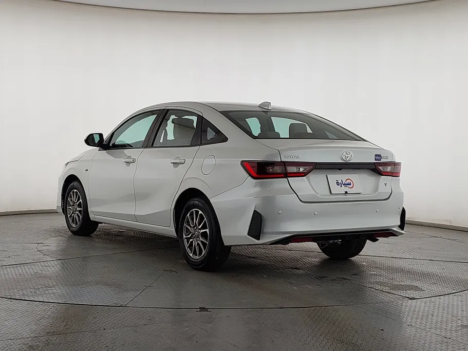 تويوتا يارس Y 2023 