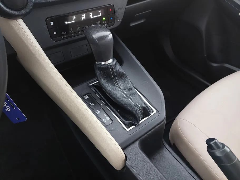 تويوتا يارس Y 2023 