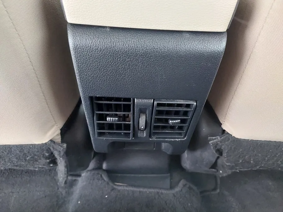 تويوتا يارس Y 2023 