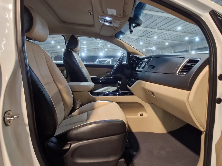 2020 Kia Carnival GRAND 