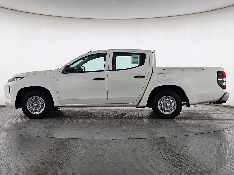 2021 Mitsubishi L200 DC 4x2 Diesel 