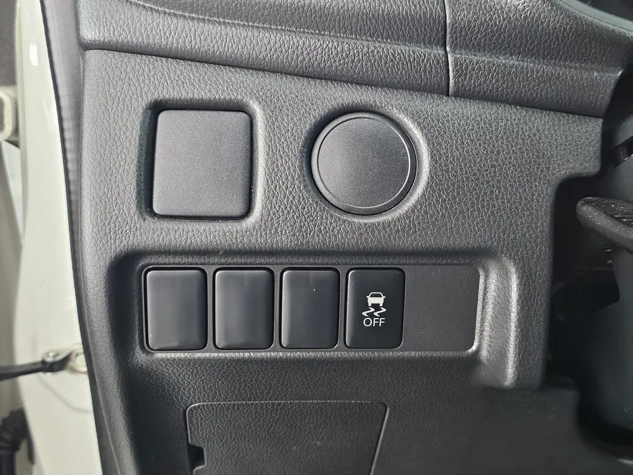 2021 Mitsubishi L200 DC 4x2 Diesel 