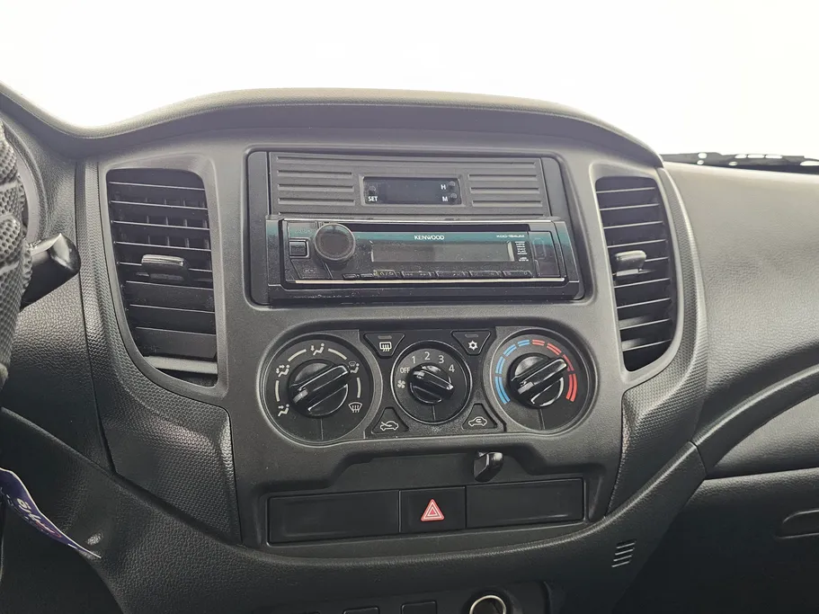 2021 Mitsubishi L200 DC 4x2 Diesel 