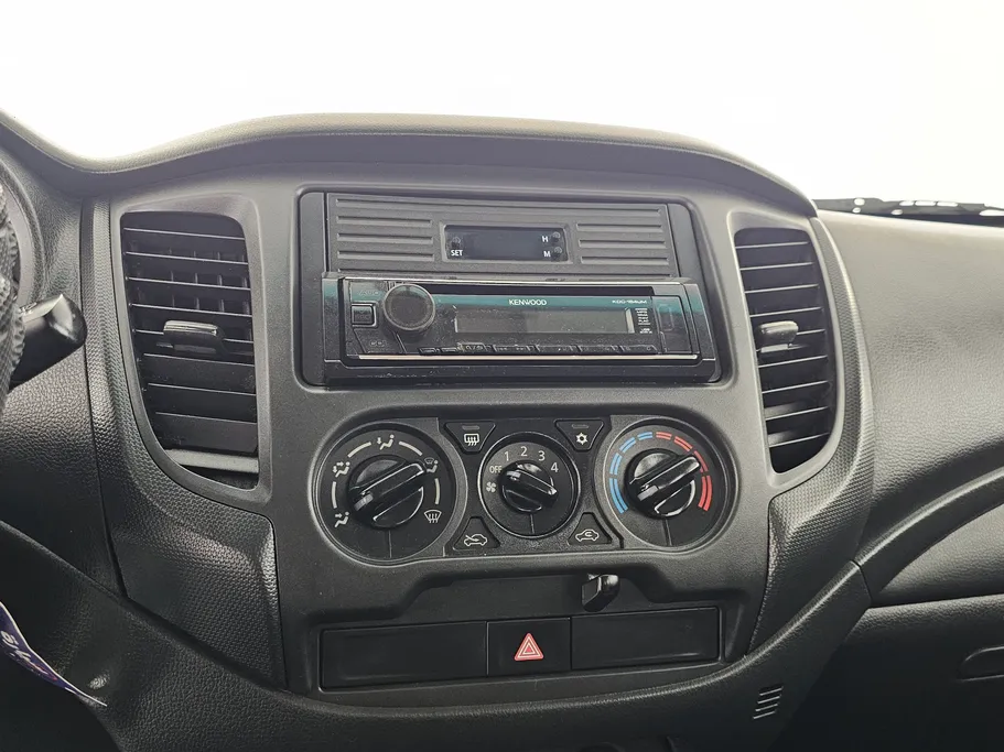 2021 Mitsubishi L200 DC 4x2 Diesel 