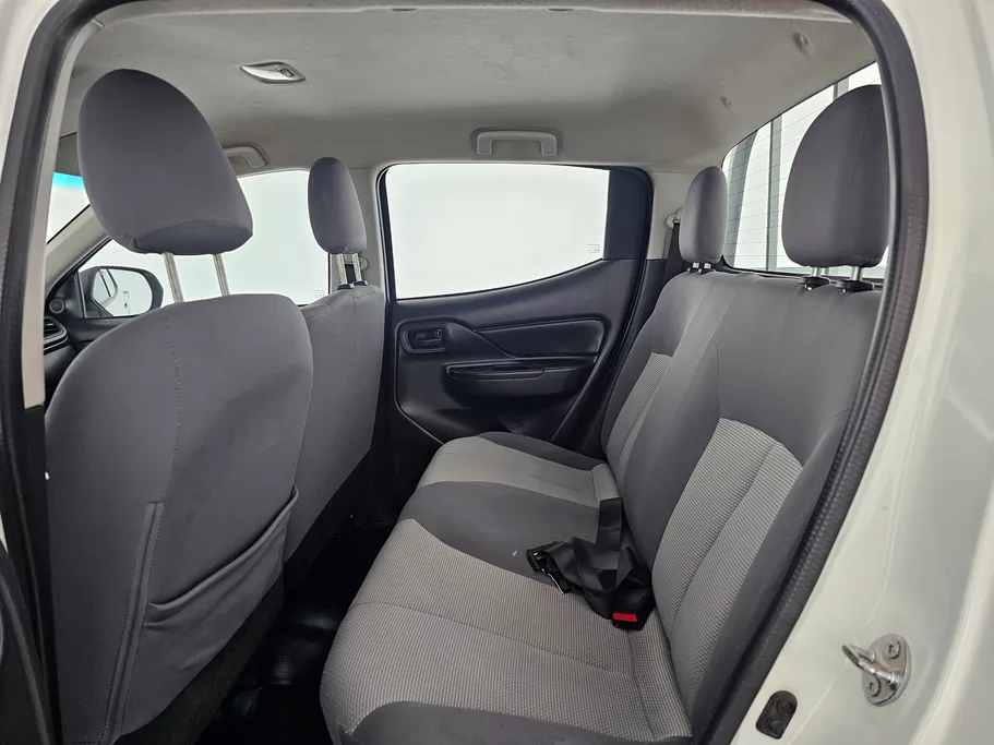 2021 Mitsubishi L200 DC 4x2 Diesel 