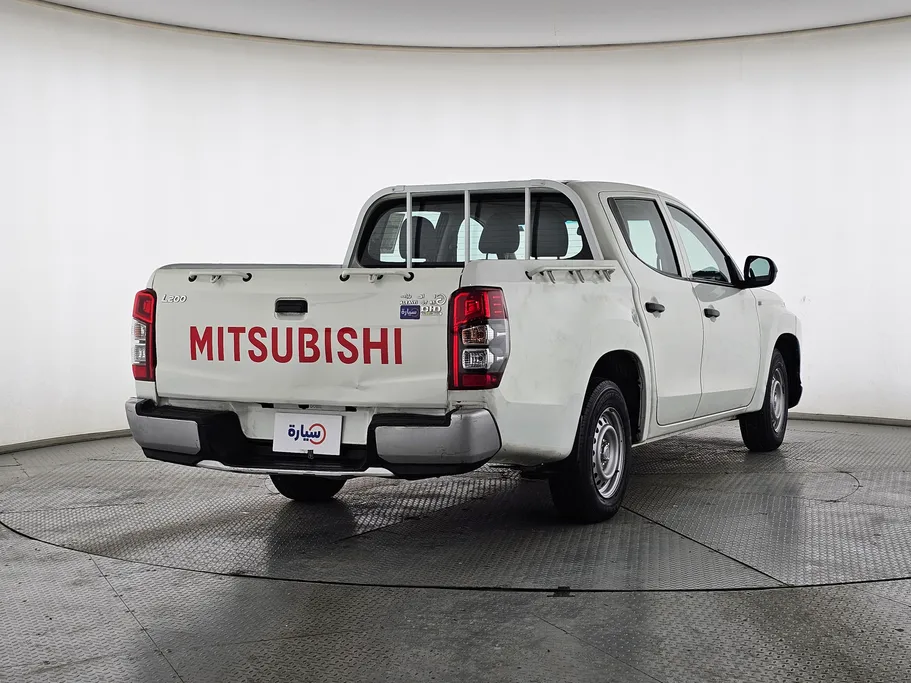 2021 Mitsubishi L200 DC 4x2 Diesel 