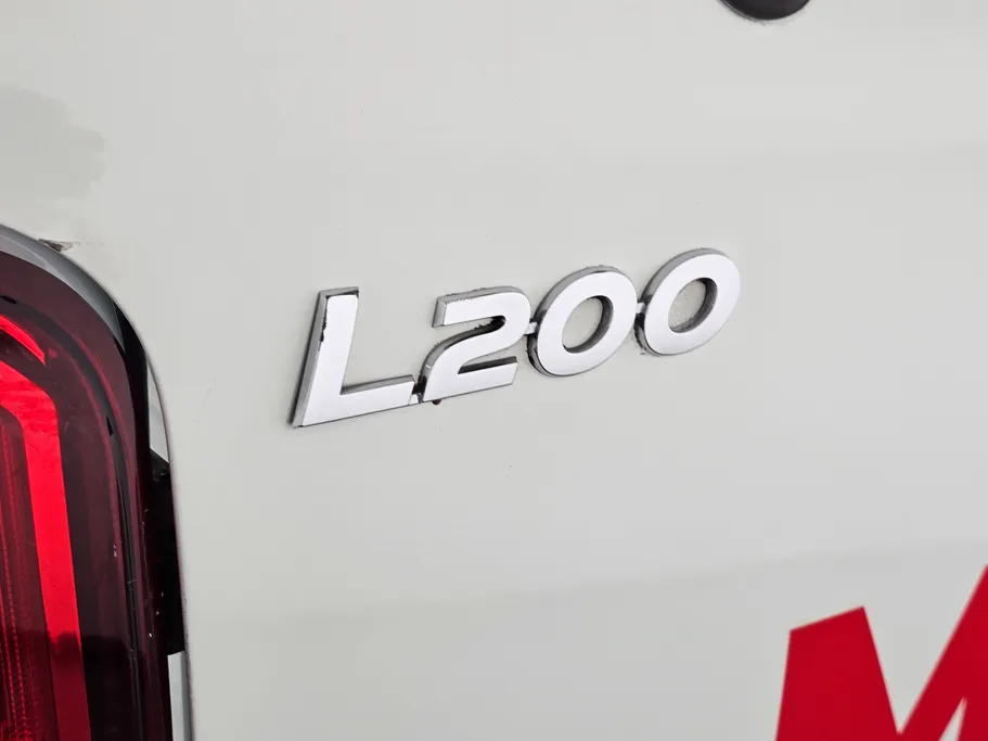 2021 Mitsubishi L200 DC 4x2 Diesel 