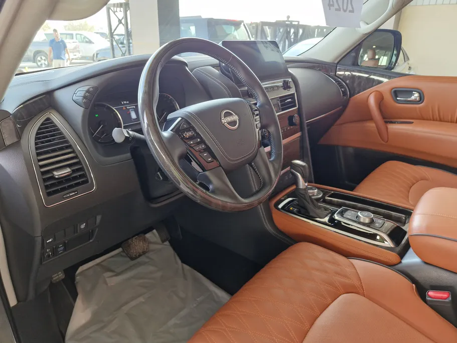 2024 Nissan Patrol Platinum 