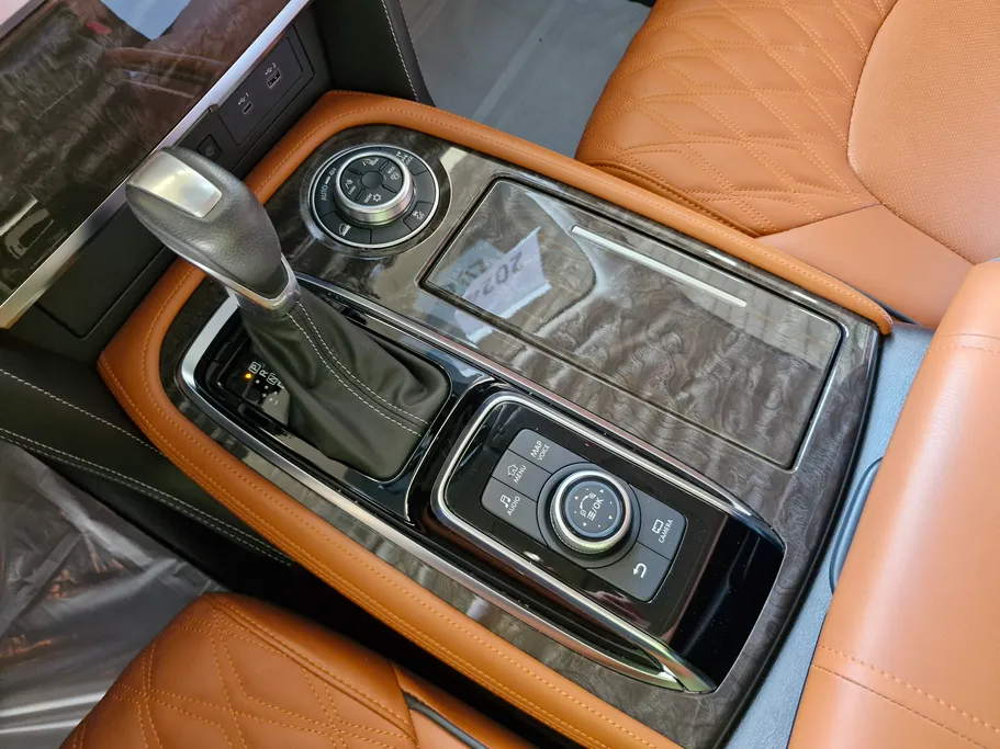 2024 Nissan Patrol Platinum 