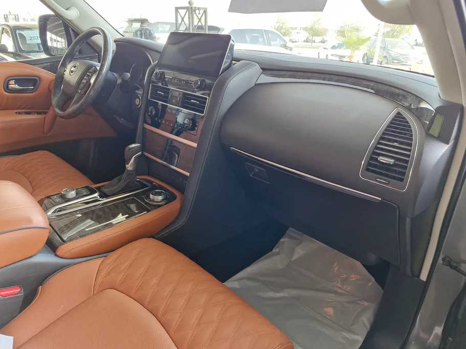 2024 Nissan Patrol Platinum 
